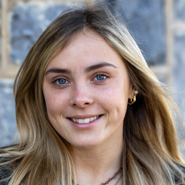 Claire Sulanke Headshot