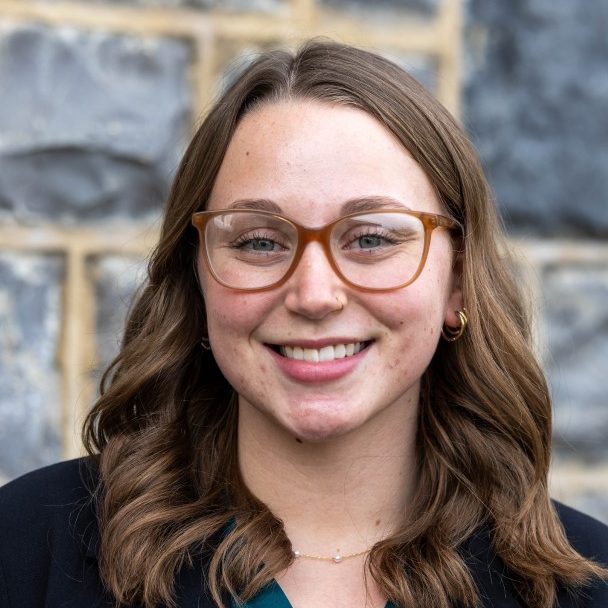 Emma Kate Maxwell Headshot